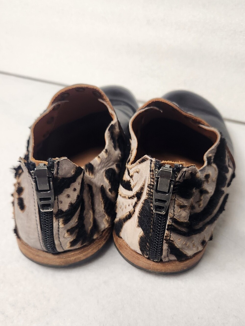 CYDWOQ Handmade Black Leather Studded Mules Cow Hair Calf Print EU 37.5 US 7.5 - Picture 2 of 10